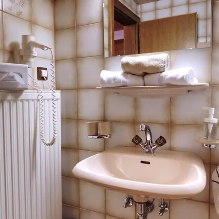 Готель Versalerhof 3*